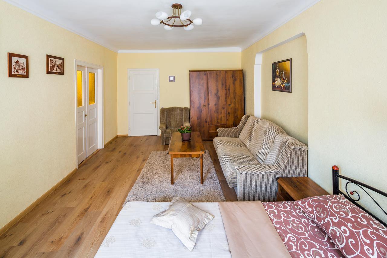 Apartment Krakivska 15 Львов Экстерьер фото